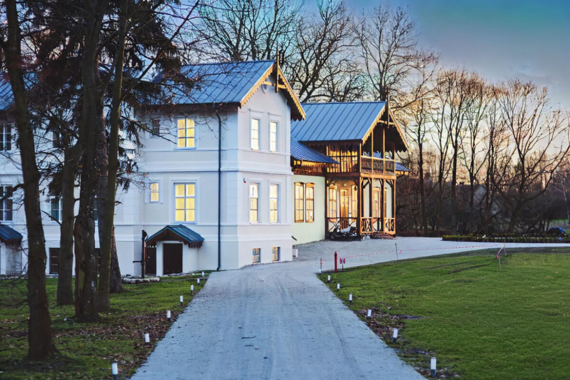 2f655a6a-58e7-4930-8ba1-6664744f20e6 (1) How to Calculate the Square Footage of a Home