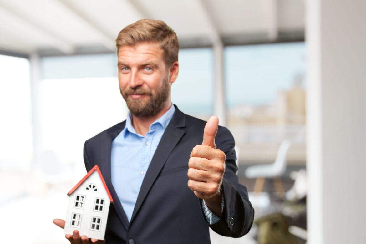 blond-businessman-happy-expression (1) (1) Become a Successful Real Estate agent